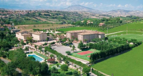 Hotels in Colli Del Tronto